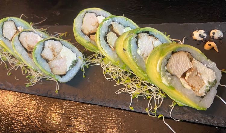 Avocado Roll Pollo